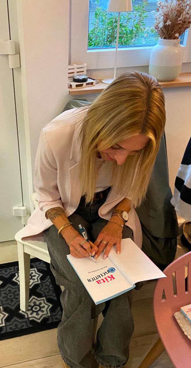 Christin Füchtenschneider bei der Arbeit